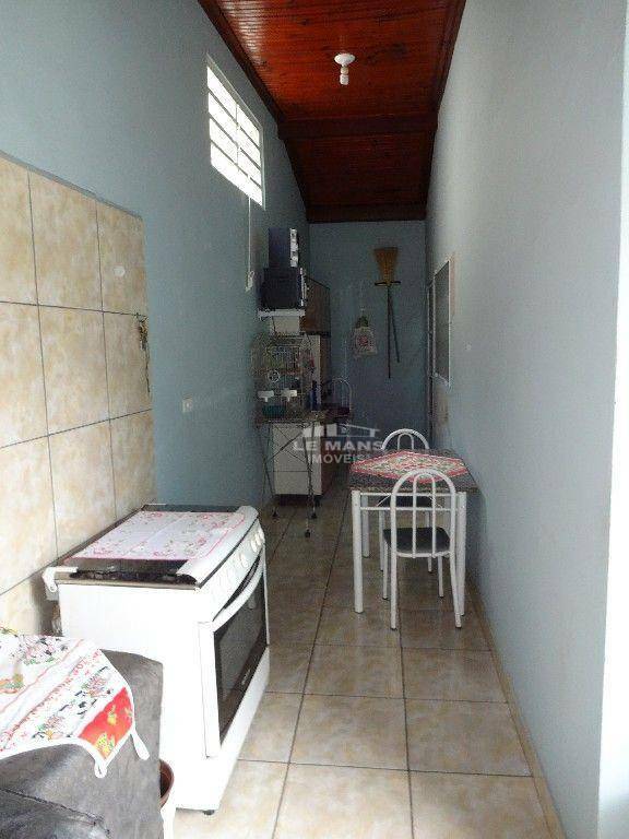 Casa à venda com 4 quartos, 190m² - Foto 19