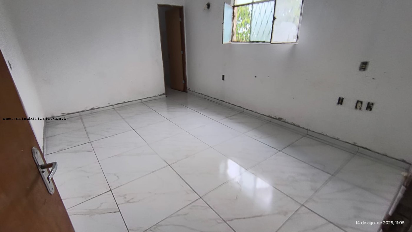 Casa para alugar com 2 quartos, 200m² - Foto 16