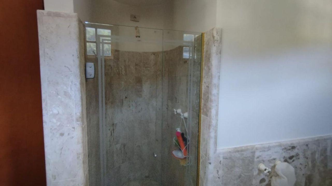 Casa de Condomínio para alugar com 4 quartos, 400m² - Foto 53