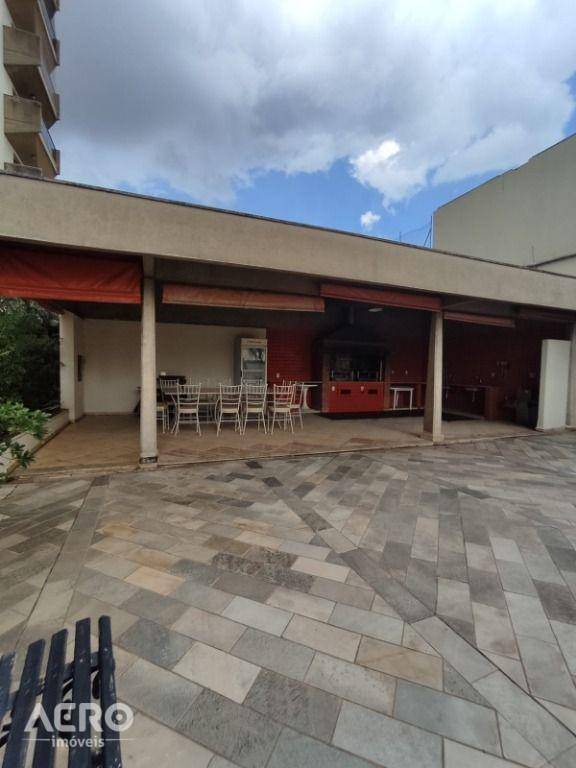 Apartamento à venda com 3 quartos, 142m² - Foto 5