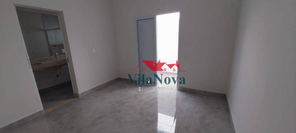 Casa à venda com 2 quartos, 65m² - Foto 3