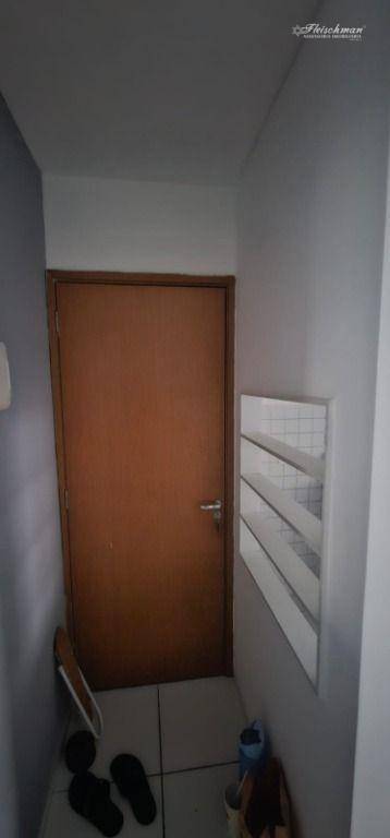 Apartamento à venda com 2 quartos, 45m² - Foto 3