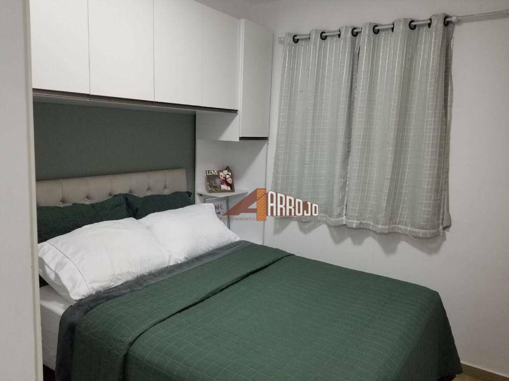 Apartamento à venda com 2 quartos, 38m² - Foto 17