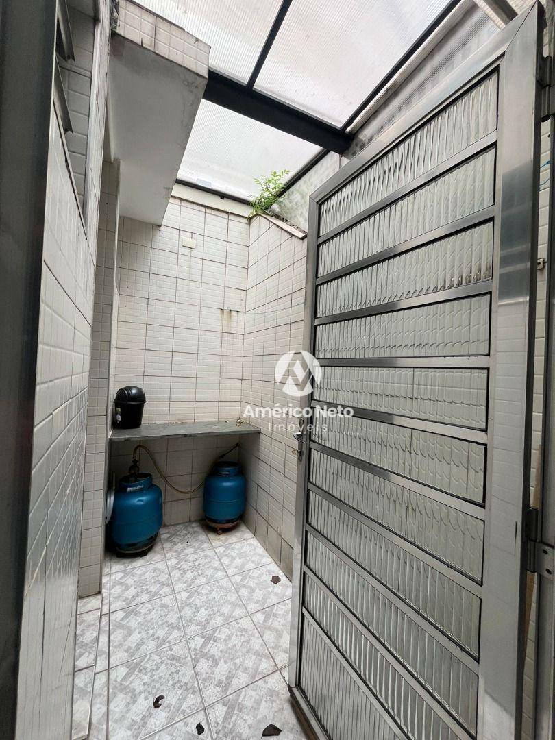 Sobrado à venda com 2 quartos, 110m² - Foto 9