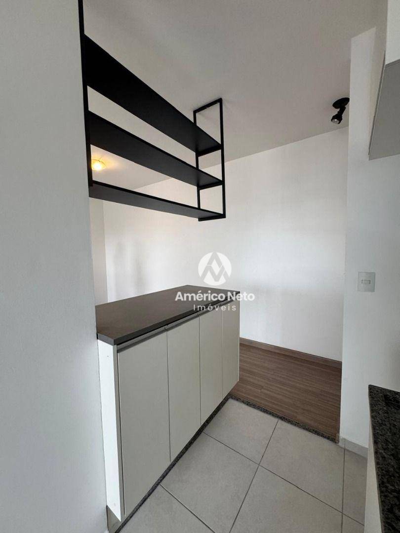 Apartamento para alugar com 2 quartos, 65m² - Foto 6