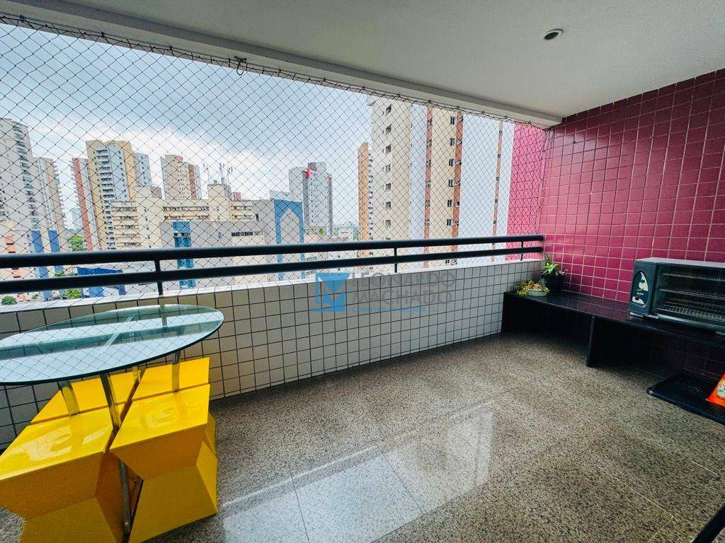 Apartamento à venda com 4 quartos, 139m² - Foto 3