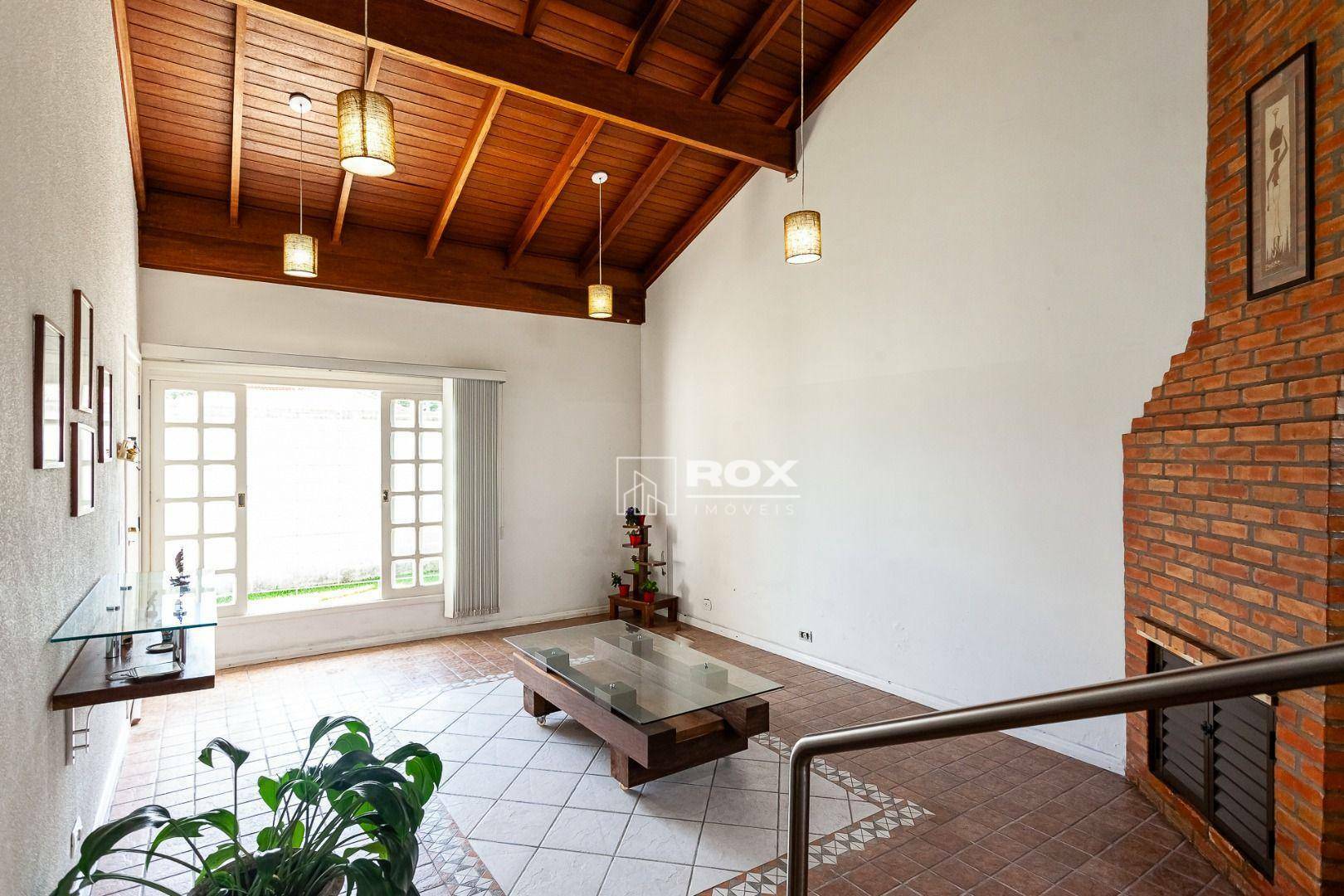 Casa à venda com 3 quartos, 194m² - Foto 10