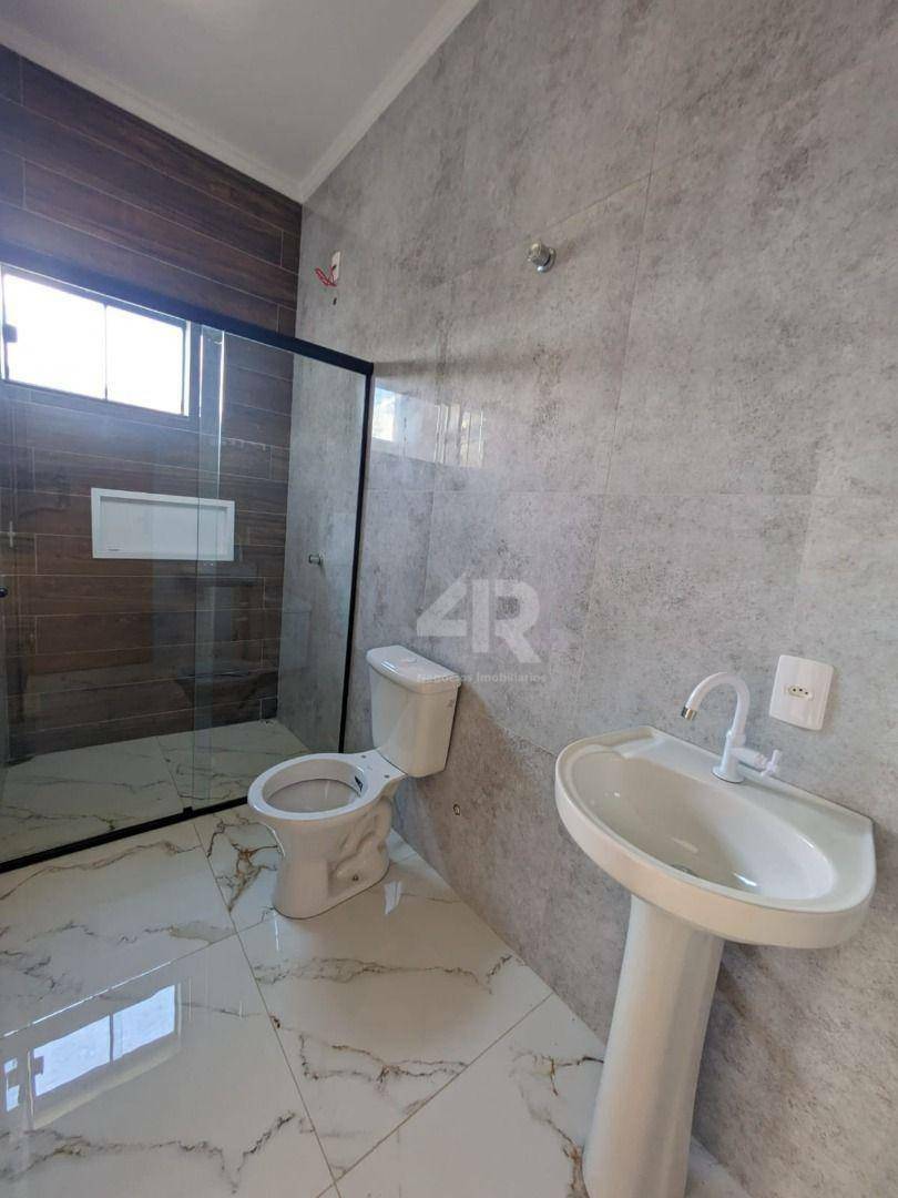 Casa à venda com 2 quartos, 55m² - Foto 11