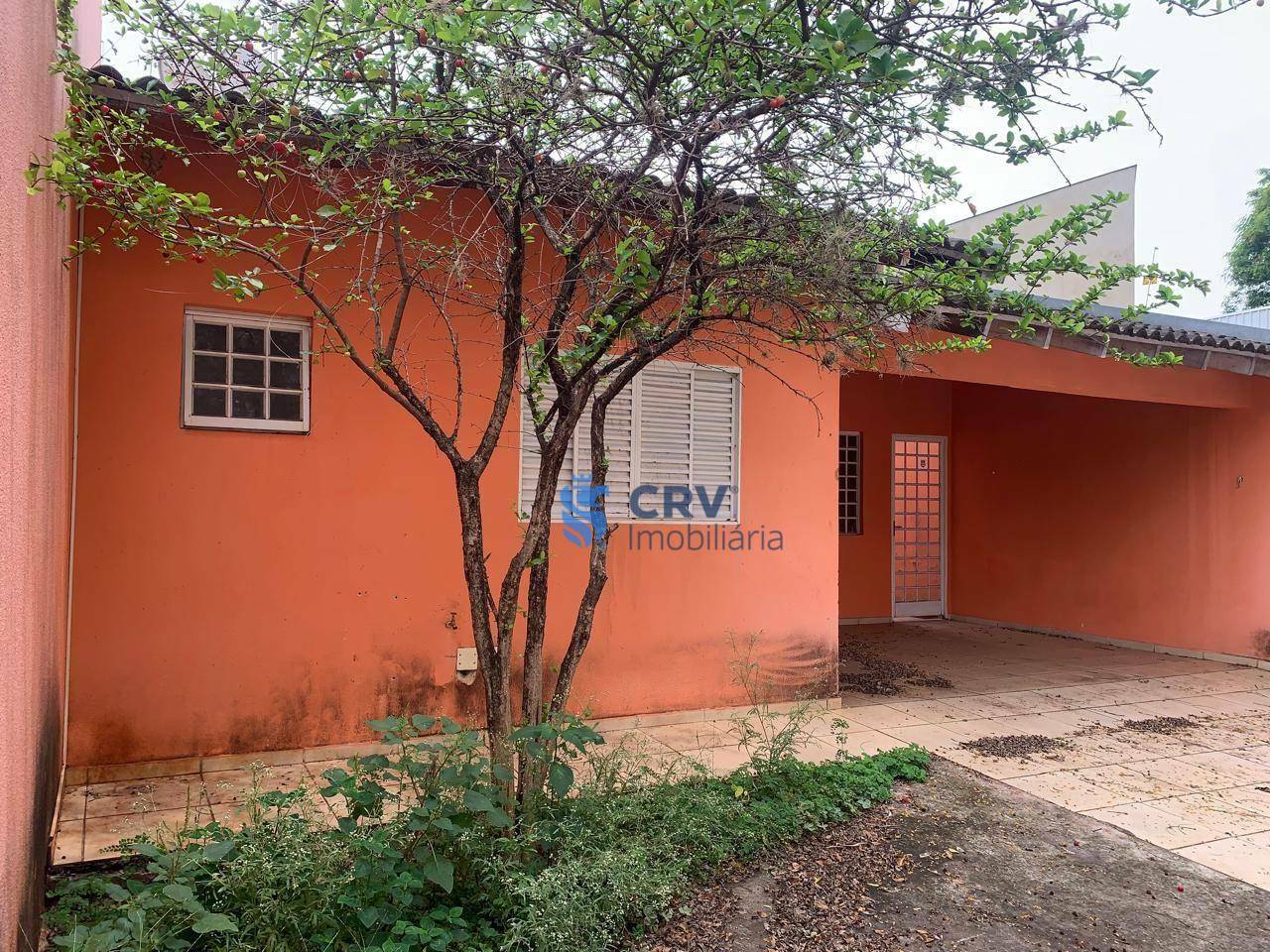 Casa à venda com 3 quartos, 90m² - Foto 1