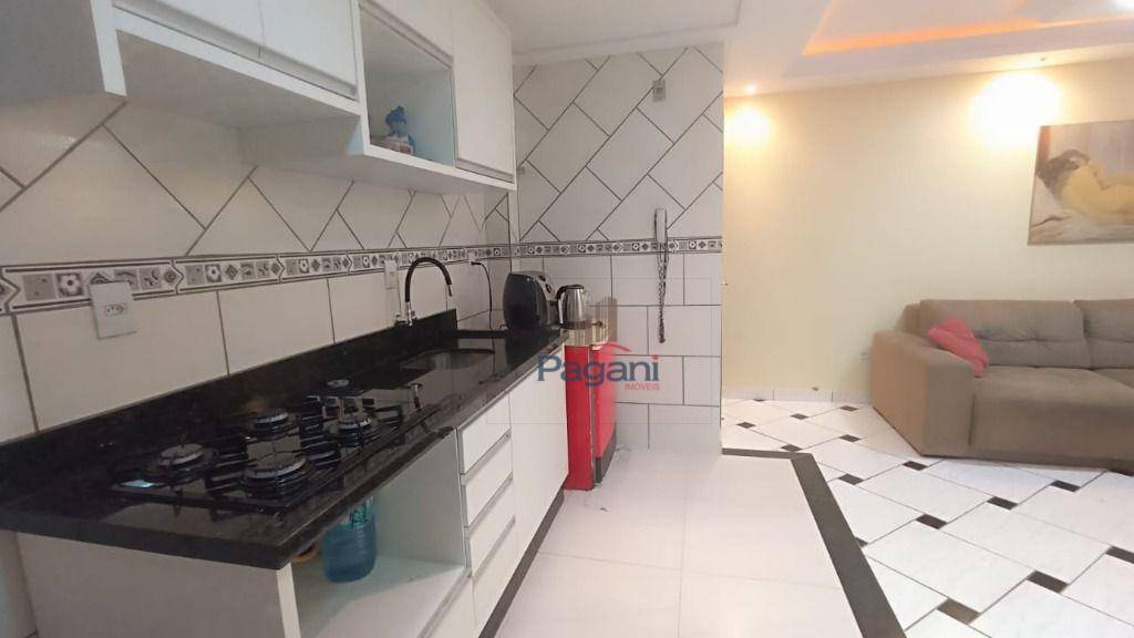 Apartamento para alugar com 2 quartos, 45m² - Foto 1