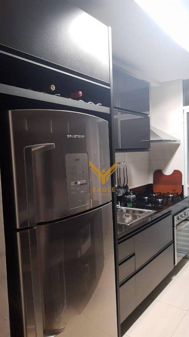 Apartamento à venda com 2 quartos, 61m² - Foto 11