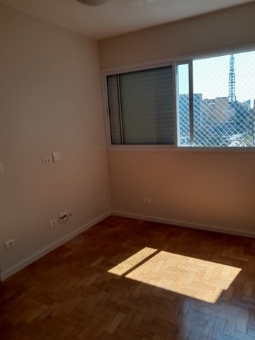 Apartamento à venda com 2 quartos, 65m² - Foto 13