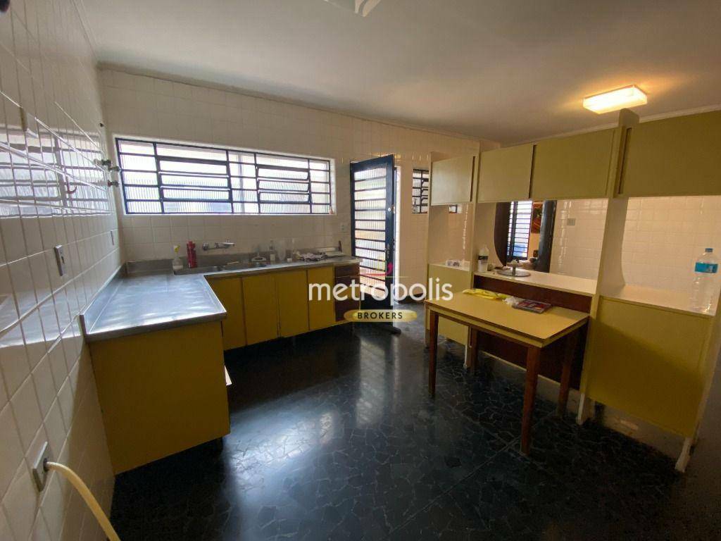 Casa à venda e aluguel com 3 quartos, 282m² - Foto 22