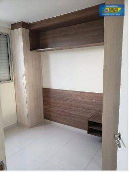 Apartamento à venda com 2 quartos, 47m² - Foto 2