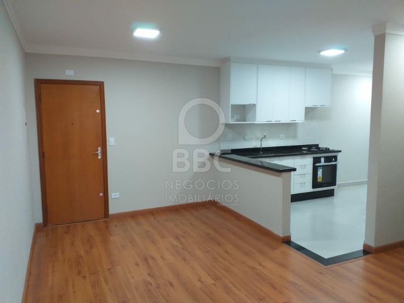 Apartamento à venda com 2 quartos, 69m² - Foto 4