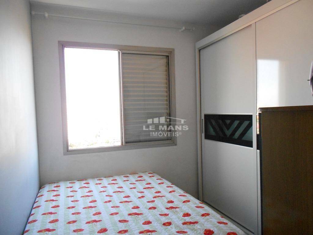 Apartamento à venda com 3 quartos, 95m² - Foto 14