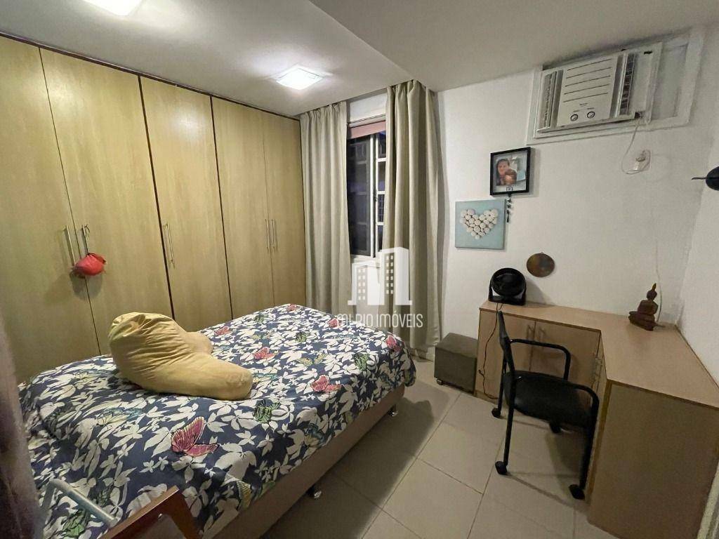 Casa de Condomínio à venda com 4 quartos, 200m² - Foto 17