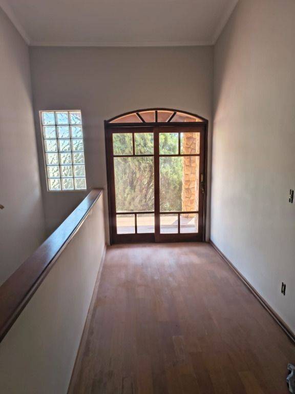 Casa, 3 quartos, 200 m² - Foto 13