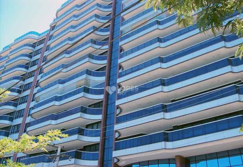 Apartamento à venda com 4 quartos, 270m² - Foto 15