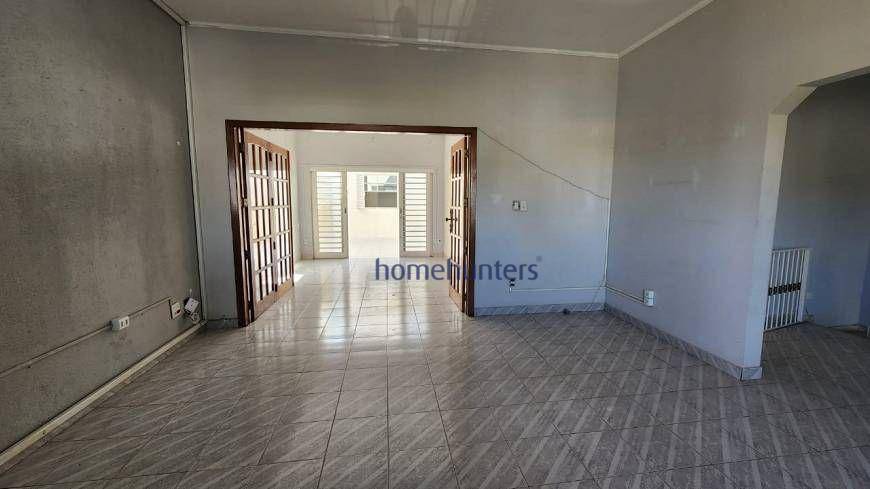 Casa para alugar com 4 quartos, 370m² - Foto 8