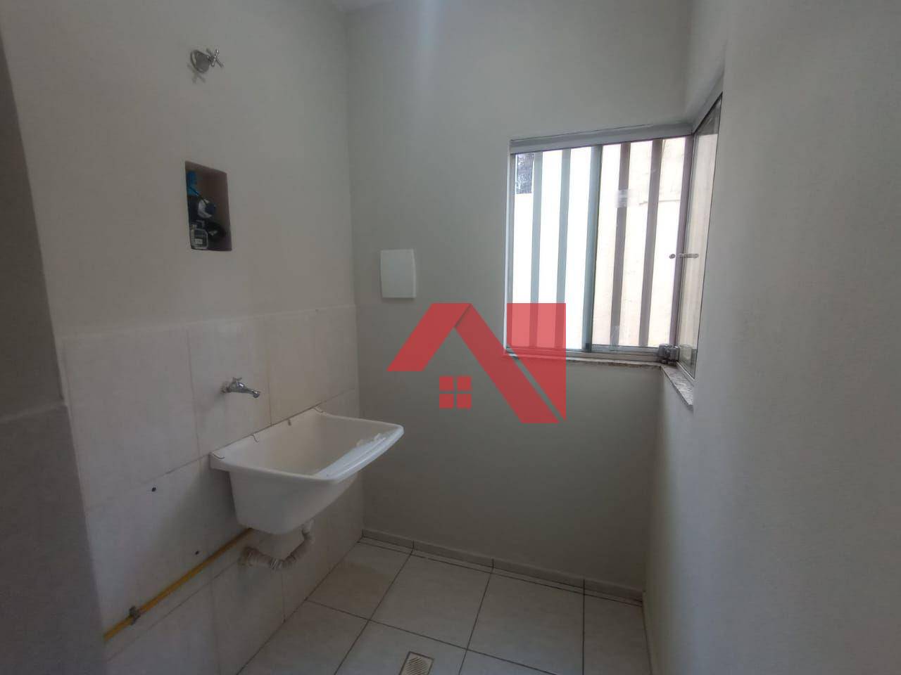 Apartamento à venda e aluguel com 2 quartos, 70m² - Foto 2