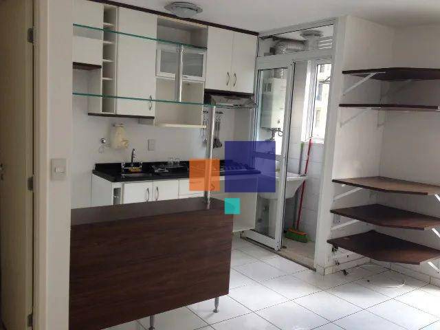 Apartamento à venda com 1 quarto, 60m² - Foto 2