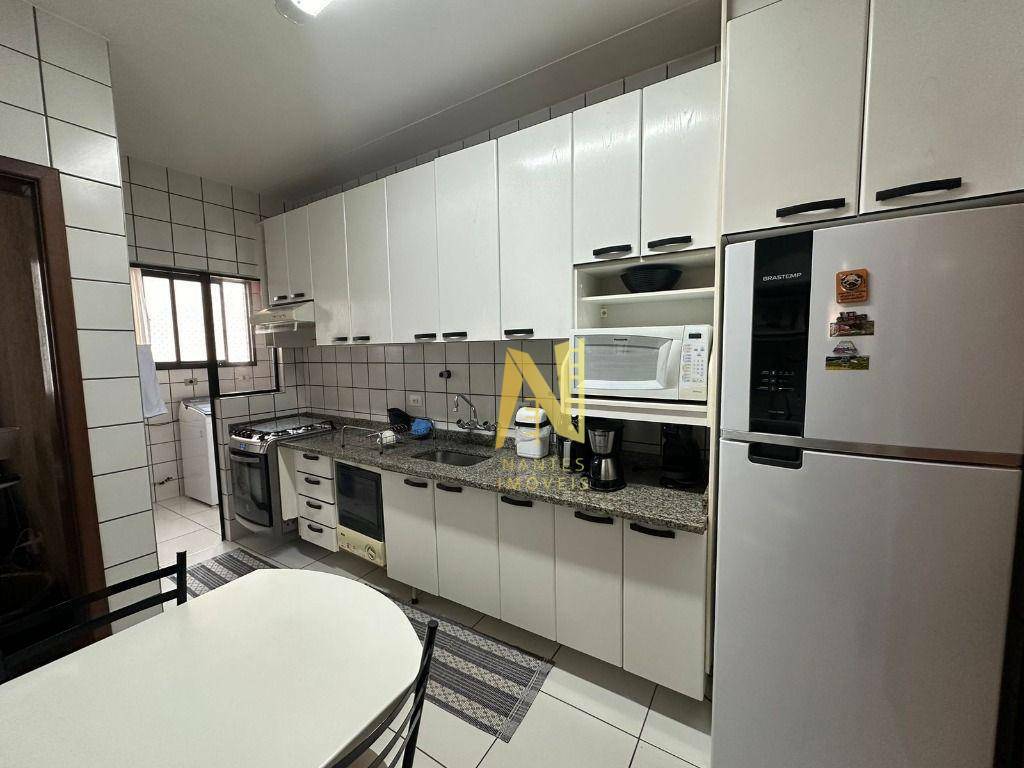 Apartamento à venda com 3 quartos, 123m² - Foto 25