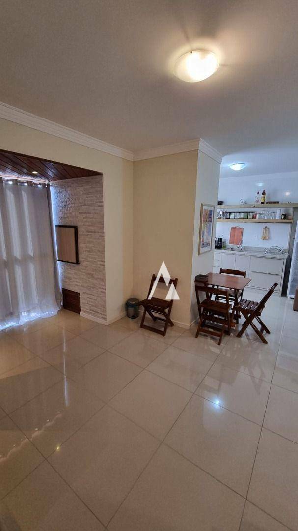 Apartamento à venda com 2 quartos, 63m² - Foto 8