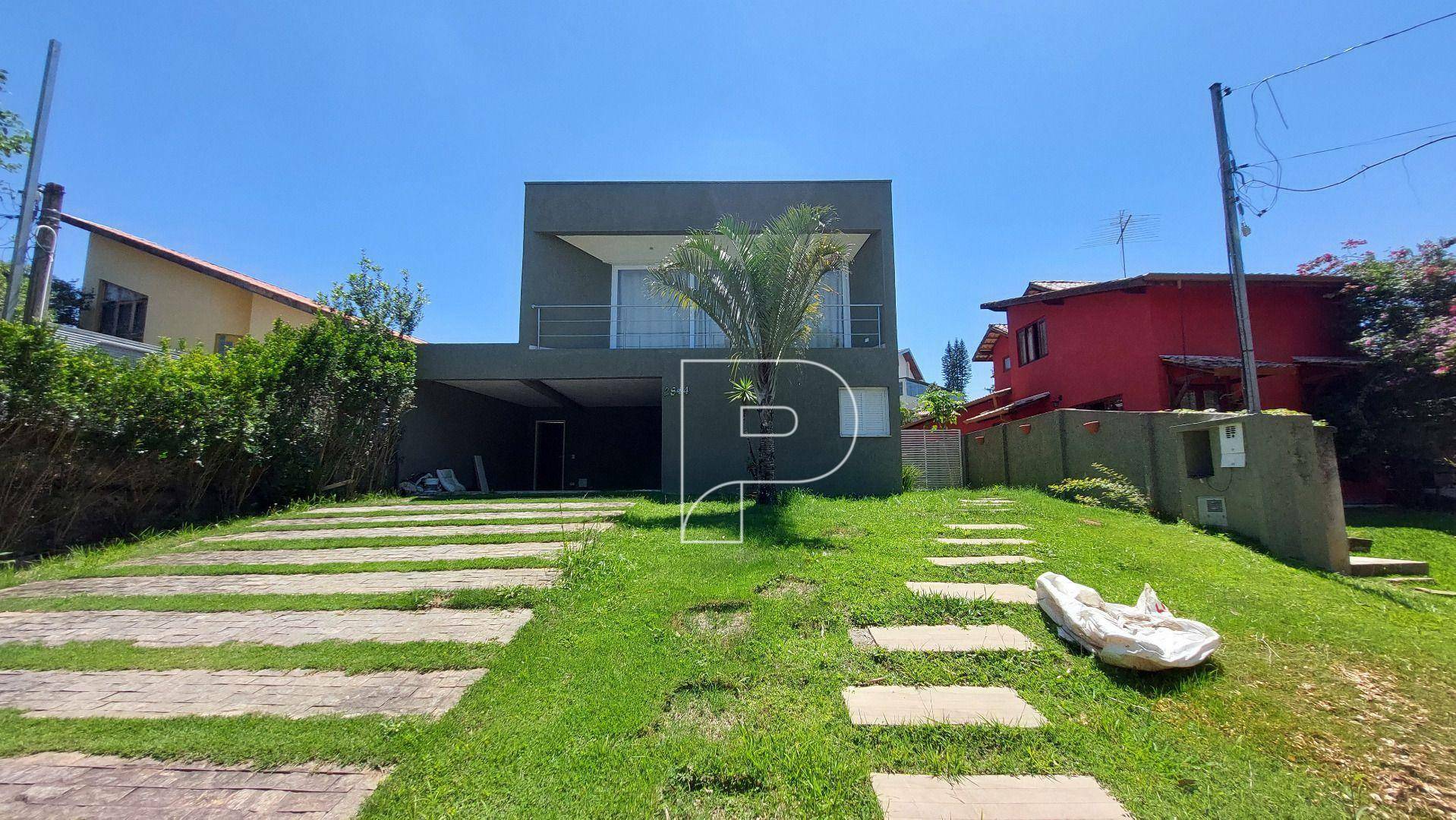 Casa à venda com 4 quartos, 306m² - Foto 1