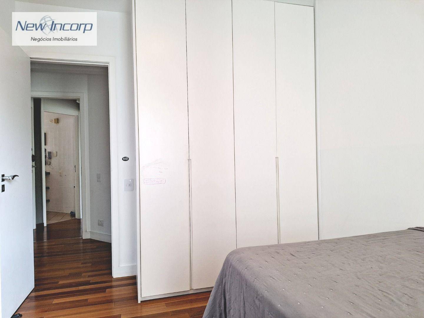 Apartamento à venda com 4 quartos, 138m² - Foto 26