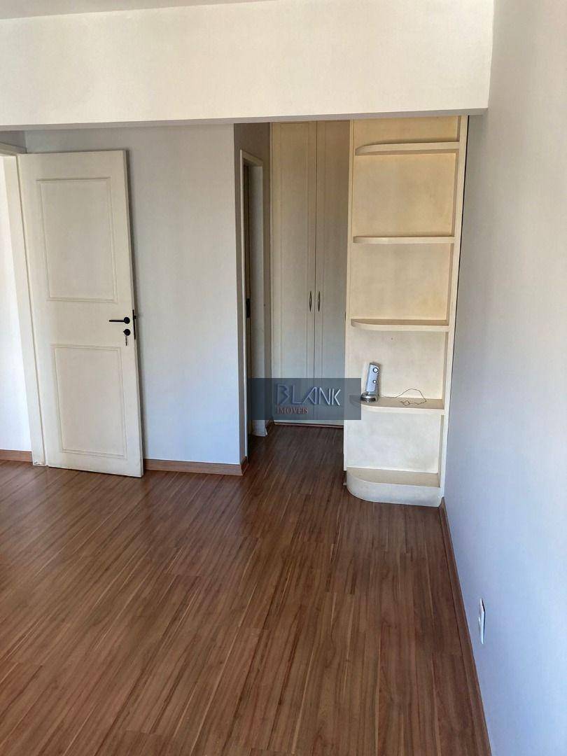 Apartamento à venda com 2 quartos, 78m² - Foto 11