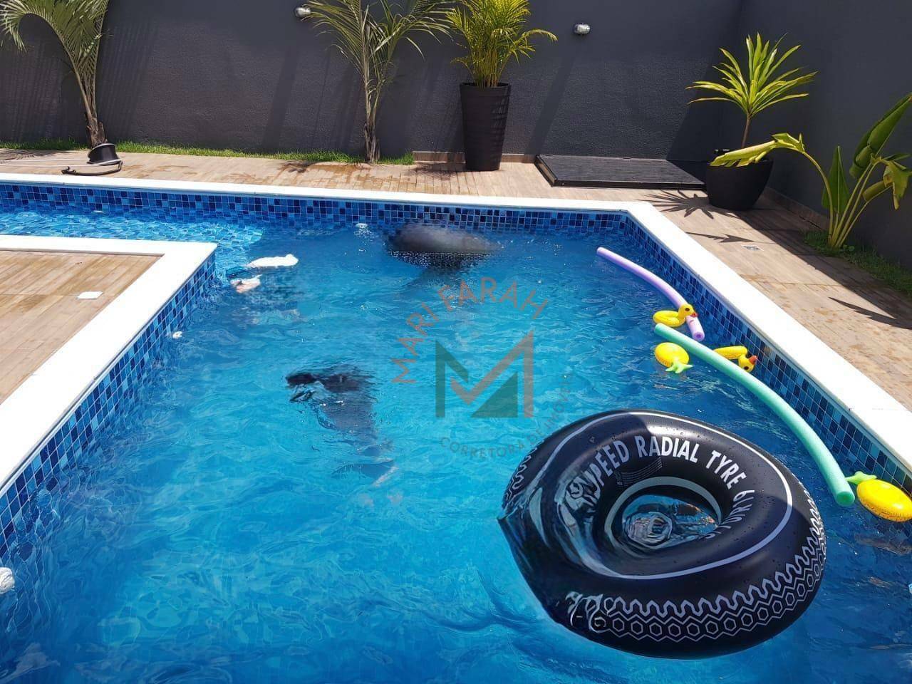 Casa de Condomínio à venda e aluguel com 4 quartos, 320m² - Foto 4