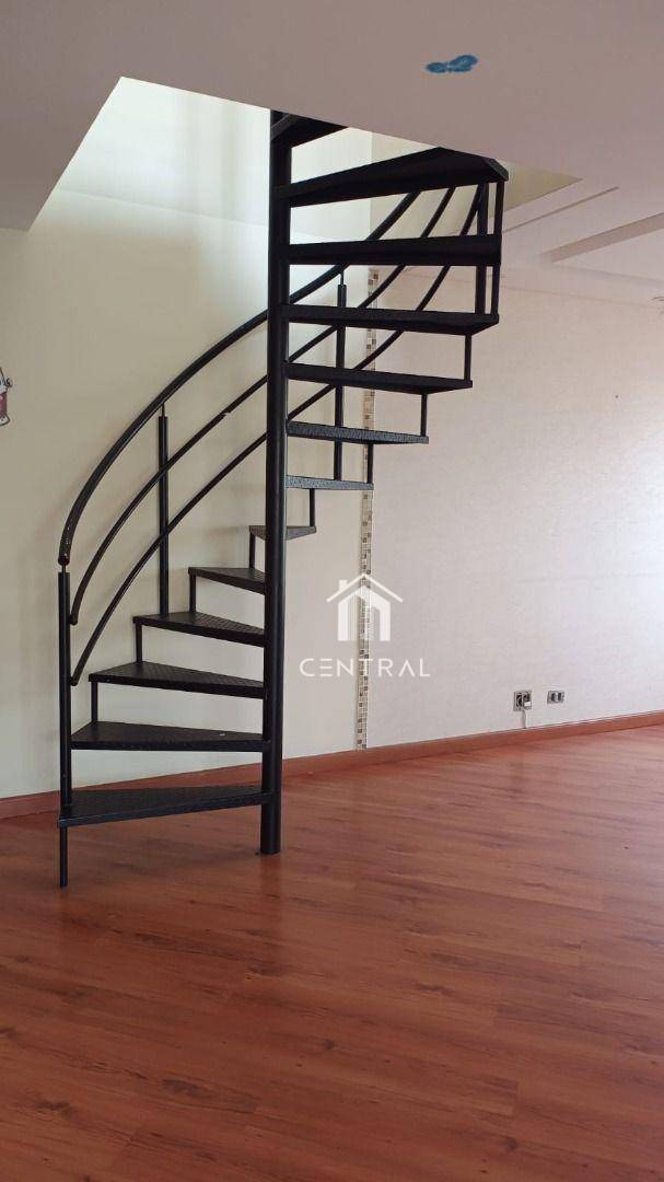 Apartamento para alugar com 3 quartos, 107m² - Foto 18