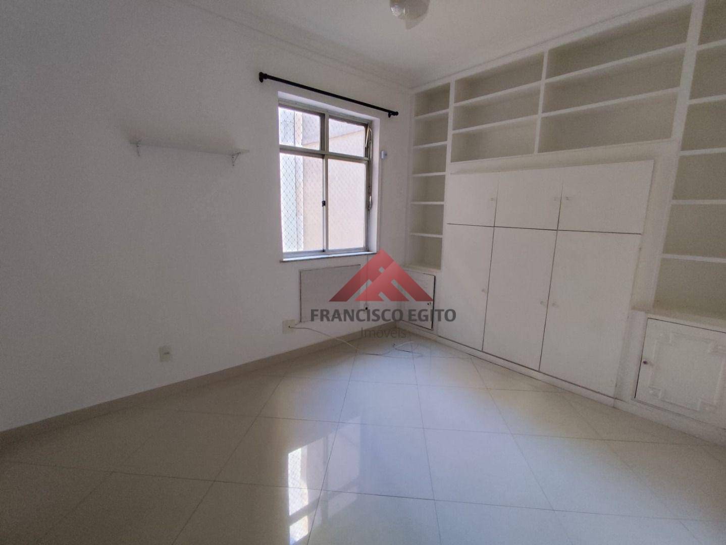 Apartamento para alugar com 3 quartos, 110m² - Foto 14