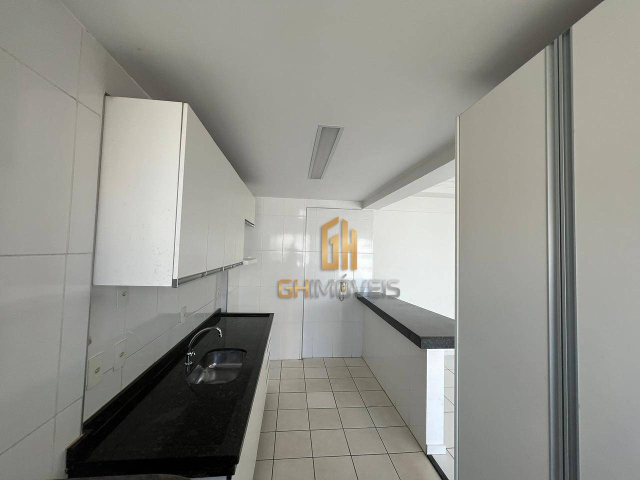 Apartamento à venda com 2 quartos, 66m² - Foto 6