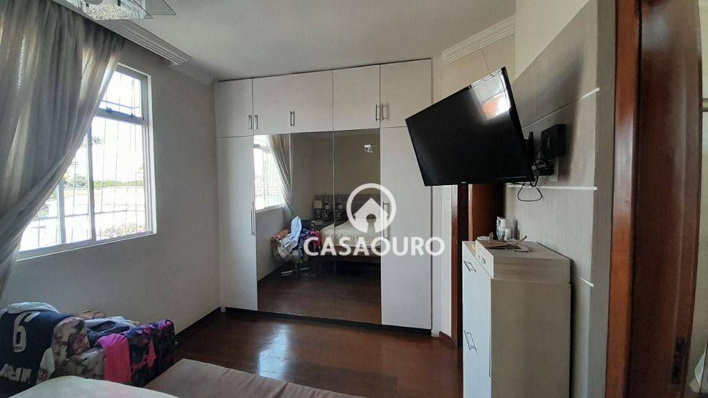 Cobertura à venda com 5 quartos, 200m² - Foto 14