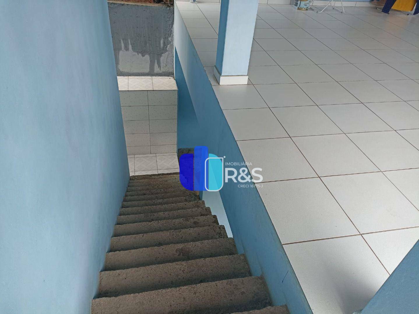 Casa à venda com 6 quartos, 214m² - Foto 15