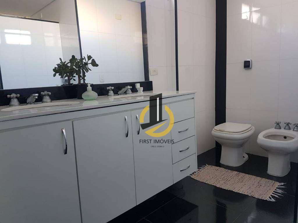 Apartamento à venda com 3 quartos, 145m² - Foto 12