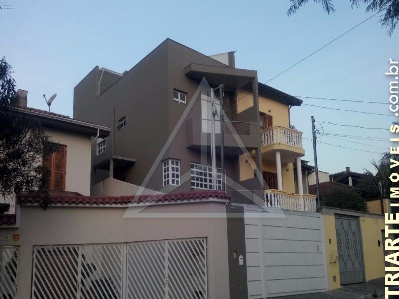 Sobrado à venda com 3 quartos, 230m² - Foto 1