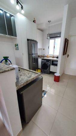 Apartamento à venda com 2 quartos, 72m² - Foto 21