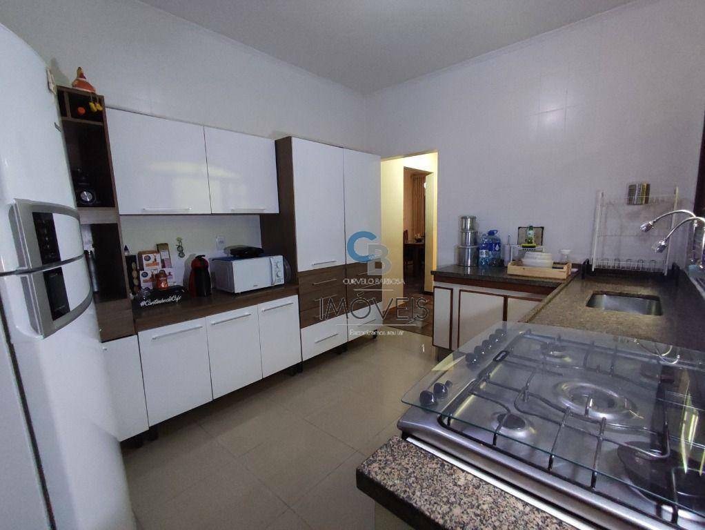 Sobrado à venda com 3 quartos, 210m² - Foto 13