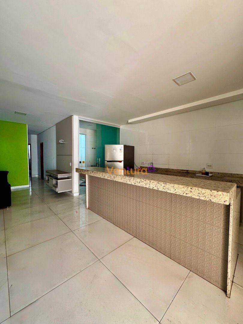 Casa à venda com 3 quartos, 105m² - Foto 2
