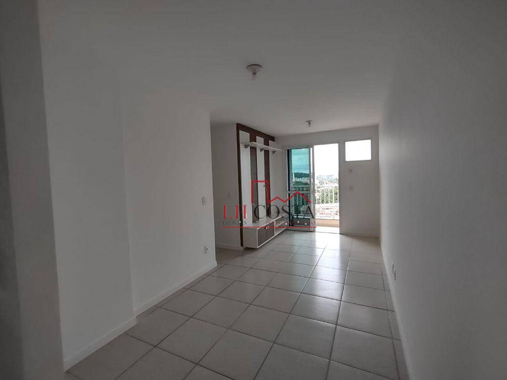 Apartamento à venda com 3 quartos, 70m² - Foto 6