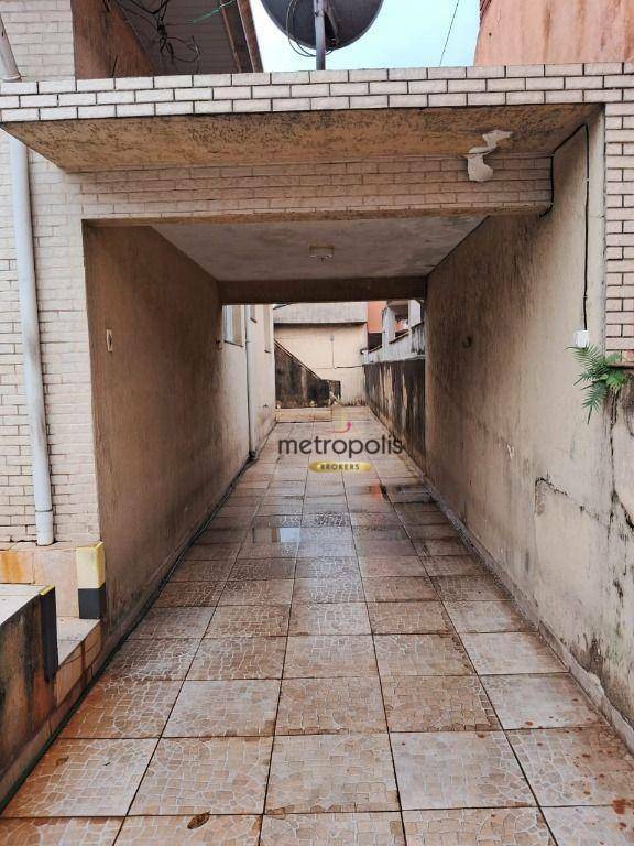 Casa à venda com 6 quartos, 120m² - Foto 19