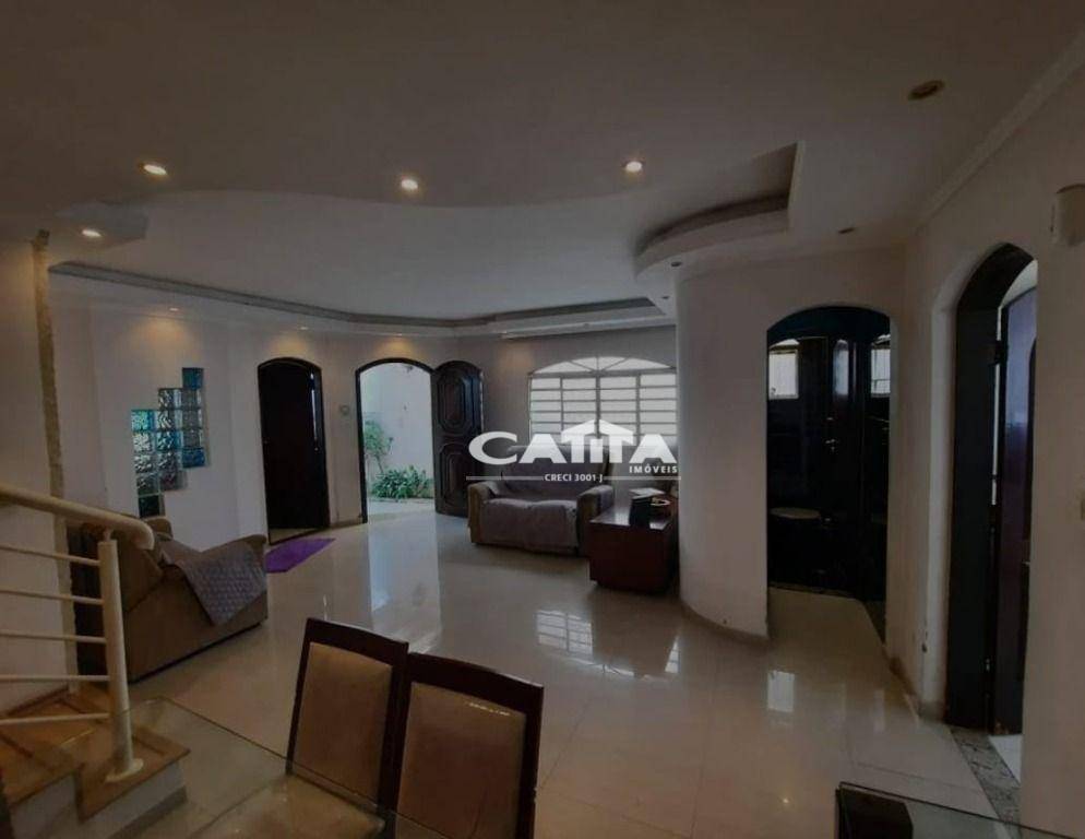 Sobrado à venda com 4 quartos, 384m² - Foto 2