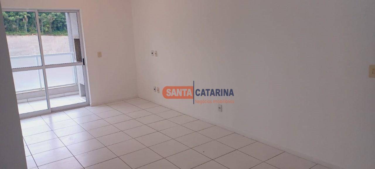 Apartamento à venda com 2 quartos, 87m² - Foto 11