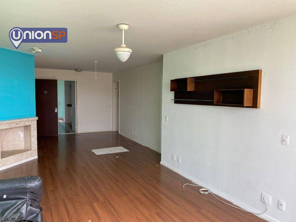 Apartamento à venda com 3 quartos, 126m² - Foto 2