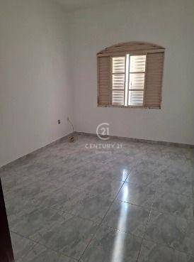 Casa, 3 quartos, 190 m² - Foto 3
