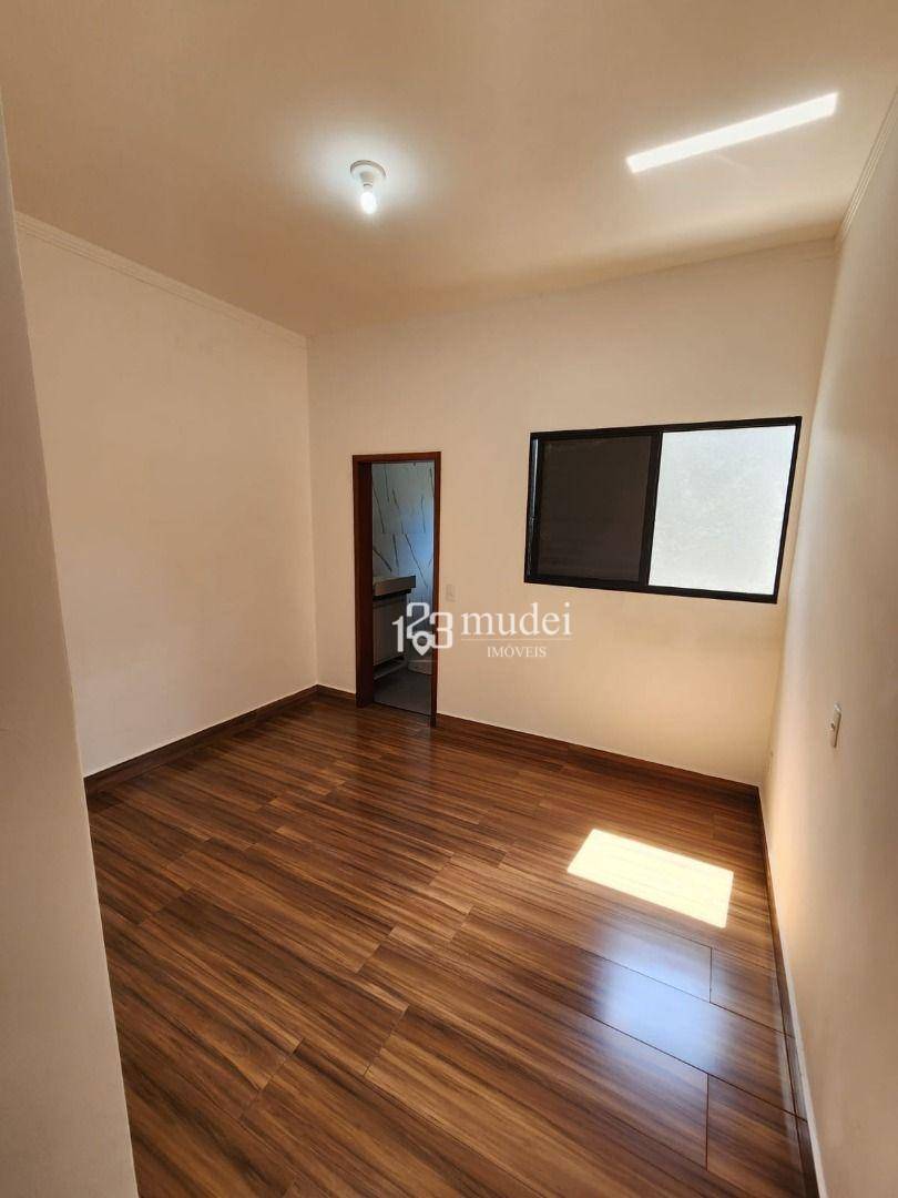 Casa à venda com 3 quartos, 80m² - Foto 2