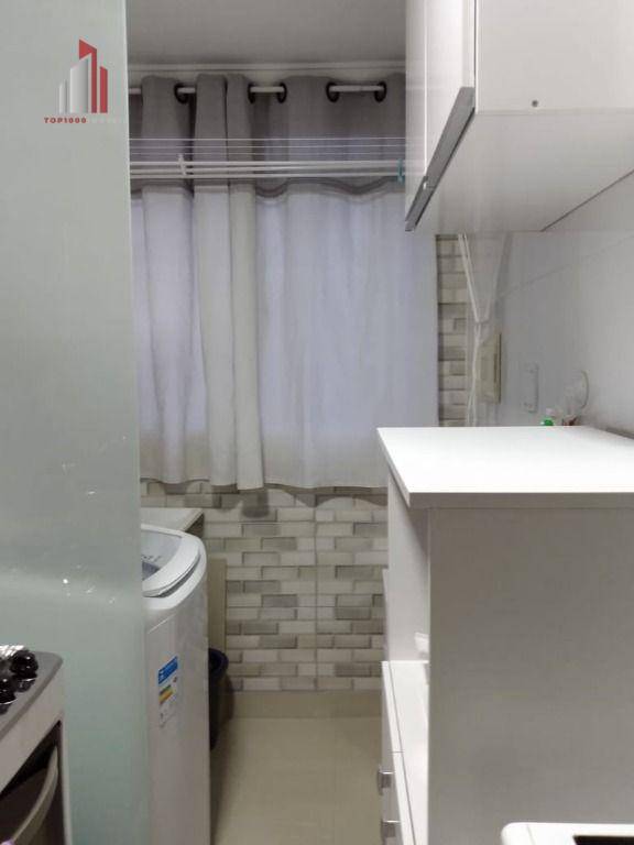 Apartamento à venda com 2 quartos, 45m² - Foto 13